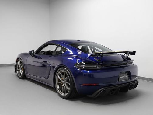 Gentian Blue Metallic 2022 Porsche 718 Cayman GT4