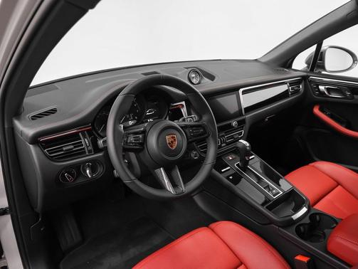 2026 Porsche Macan T