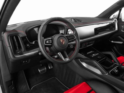 2025 Porsche Cayenne GTS