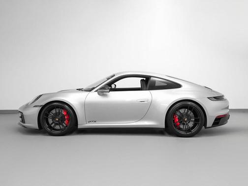 2022 Porsche 911 Carrera GTS