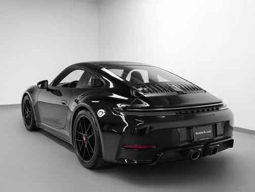 2026 Porsche 911 Carrera GTS