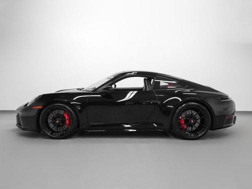 2026 Porsche 911 Carrera GTS