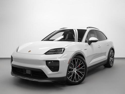 2025 Porsche Macan 4S