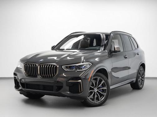 2022 BMW X5 M50i