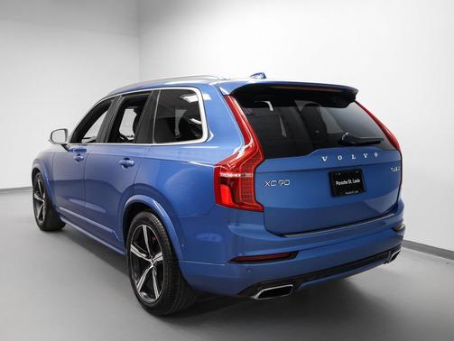 2019 Volvo XC90 T6 R-Design