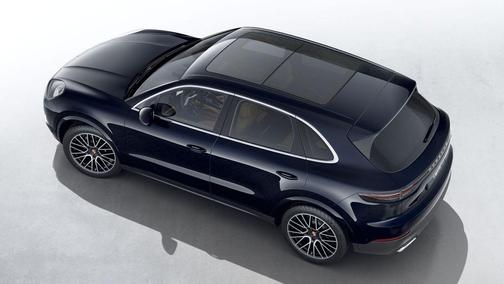 Moonlight Blue Metallic 2023 Porsche Cayenne Cayenne