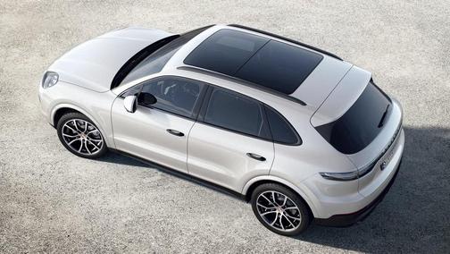2023 Porsche Cayenne Platinum Edition