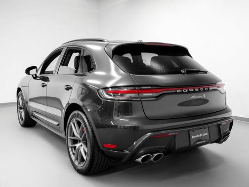 2025 Porsche Macan S