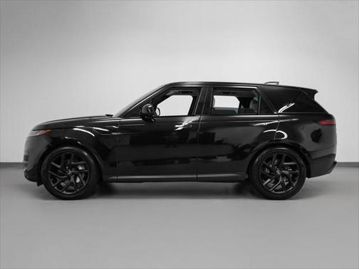 2024 Land Rover Range Rover Sport SE