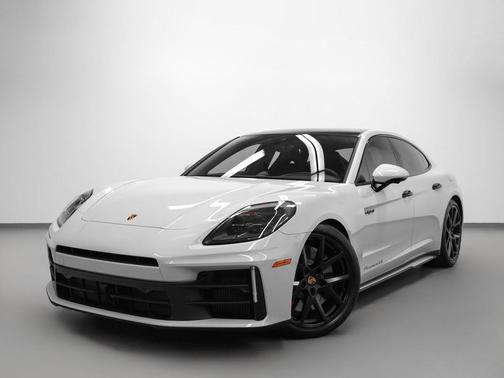 2025 Porsche Panamera 4S