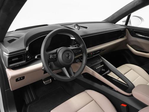 Ice Grey Metallic 2025 Porsche Macan Macan Electric Turbo
