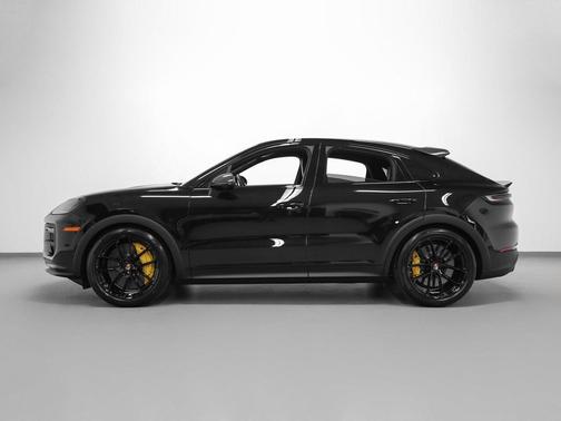 2026 Porsche Cayenne Turbo GT
