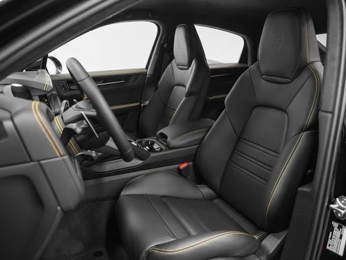 2026 Porsche Cayenne Turbo GT