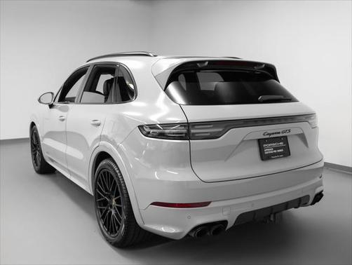 2023 Porsche Cayenne GTS