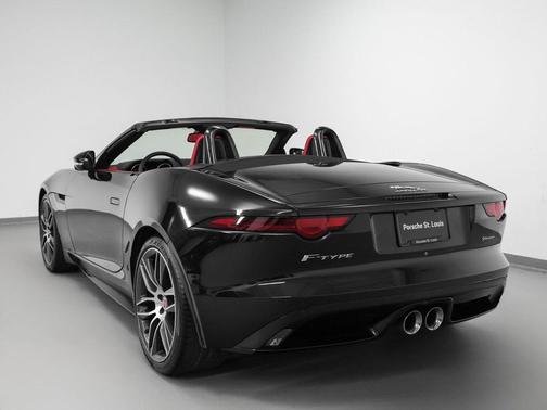2018 Jaguar F-TYPE R-Dynamic