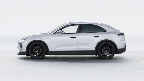 2026 Porsche Macan 4