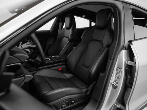 2025 Porsche Taycan 4