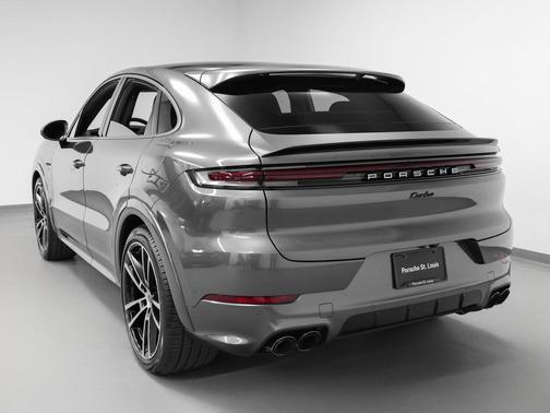 2025 Porsche Cayenne Turbo