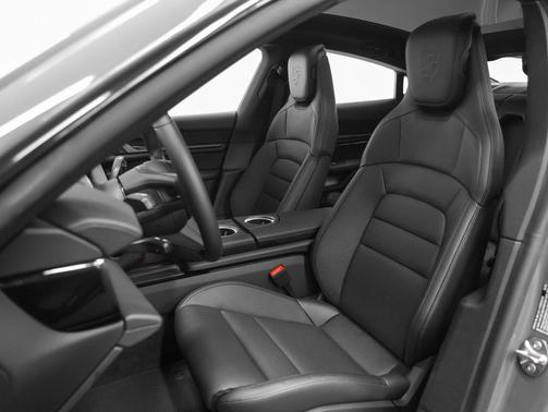 2025 Porsche Taycan 4