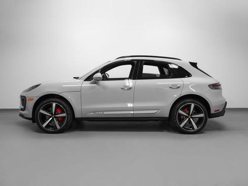 Chalk 2026 Porsche Macan Macan