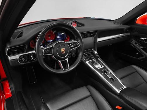 2017 Porsche 911 Carrera 4S Cabriolet