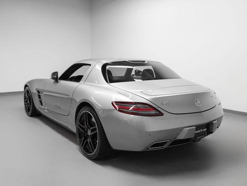 AMG Alubeam Silver (Liquid Metal) 2011 Mercedes-Benz SLS AMG Base