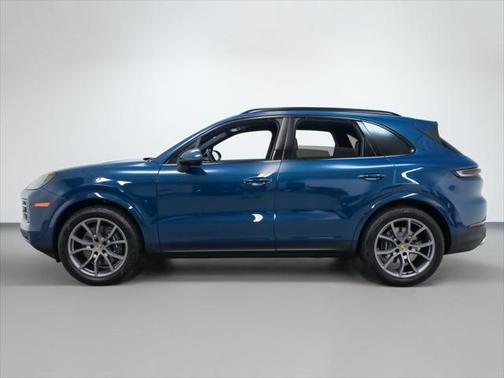 2024 Porsche Cayenne