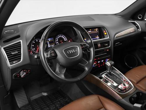 2017 Audi Q5 2.0T Premium Plus