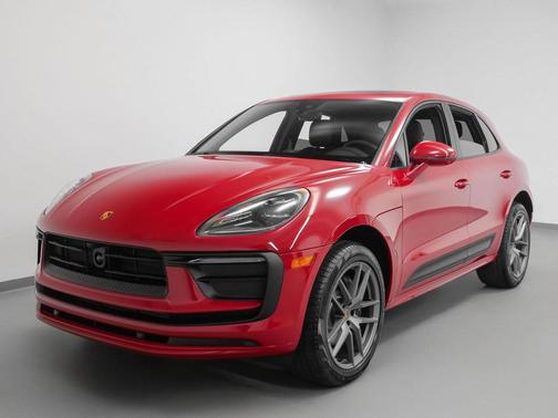 2025 Porsche Macan T