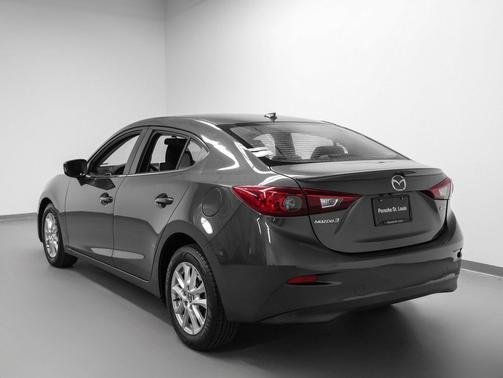 2015 Mazda Mazda3 i Touring