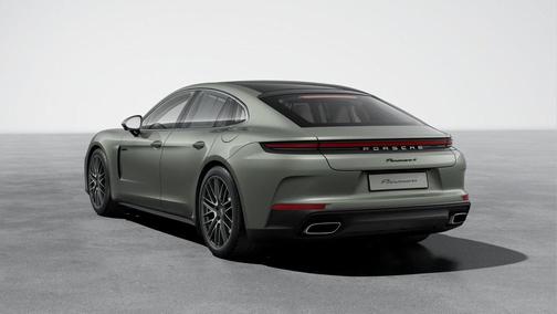 2025 Porsche Panamera 4