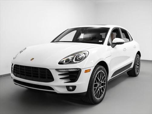 2017 Porsche Macan Base