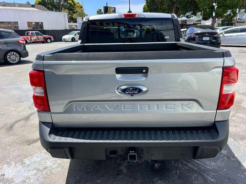 Silver 2023 Ford Maverick Lariat