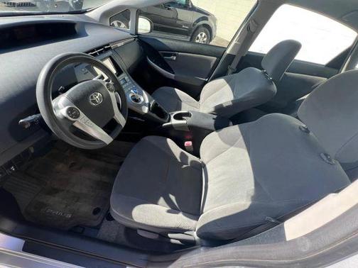 Silver 2013 Toyota Prius Three