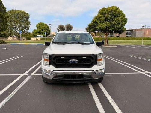 White 2022 Ford F-150 XL