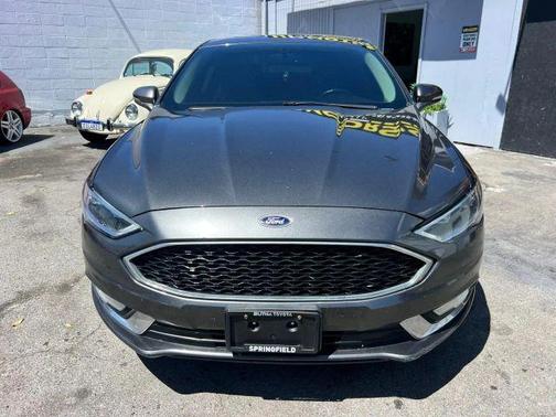Gray 2018 Ford Fusion Hybrid Titanium