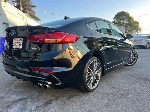 Black Noir Pearl 2018 Hyundai ELANTRA Sport