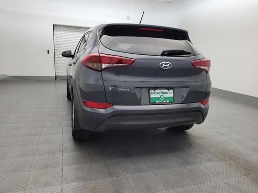 2018 Hyundai TUCSON SE