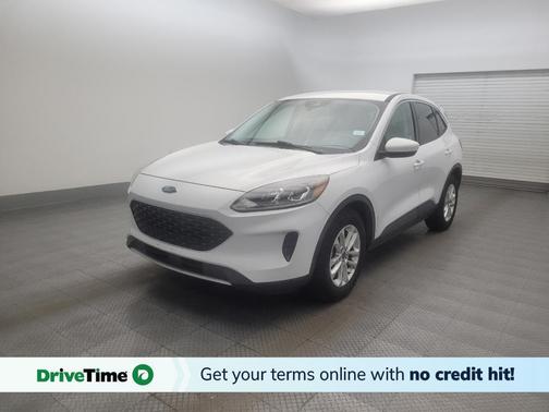 White 2021 Ford Escape SE