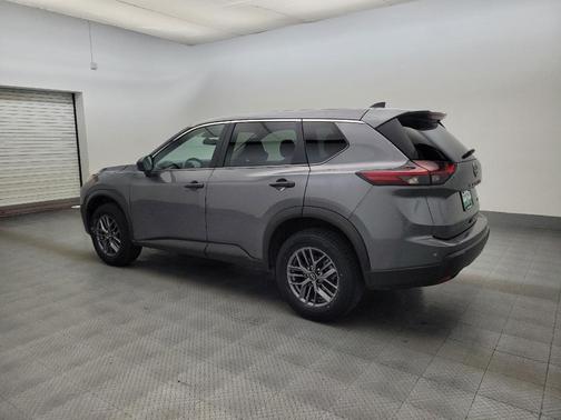 Gun Metallic 2024 Nissan Rogue S