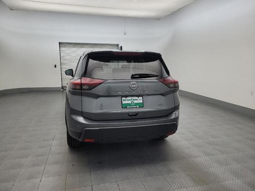 Gun Metallic 2024 Nissan Rogue S