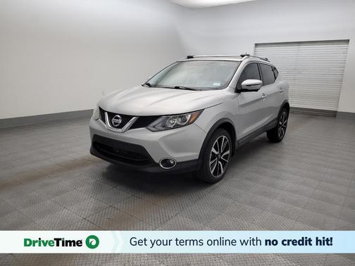 Brilliant Silver 2017 Nissan Rogue Sport SL