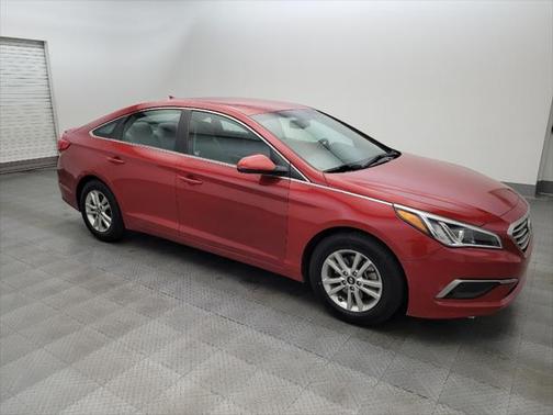 2017 Hyundai SONATA SE