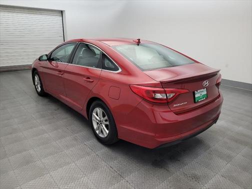 2017 Hyundai SONATA SE