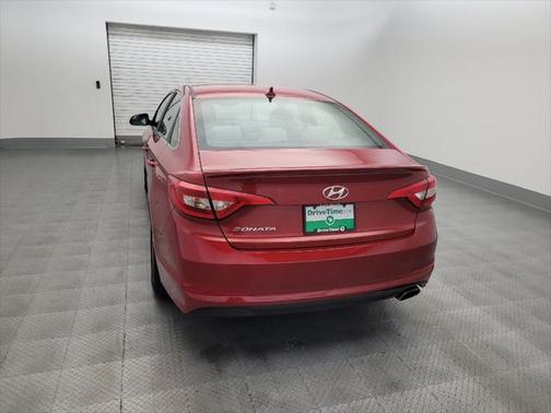 2017 Hyundai SONATA SE