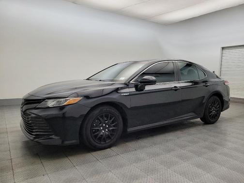 2020 Toyota Camry LE