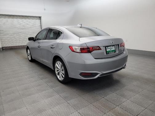 Lunar Silver Metallic 2017 Acura ILX Technology Plus Package