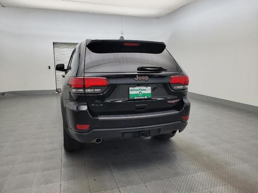 Diamond Black Crystal Pearlcoat 2019 Jeep Grand Cherokee Trailhawk