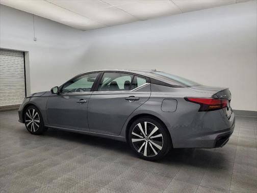 2022 Nissan Altima SR FWD