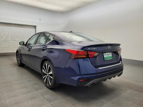 2021 Nissan Altima SR FWD